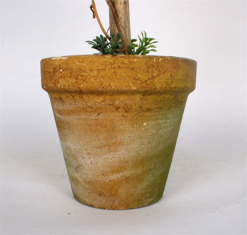 Vaso marrom pequeno para plantas falsas