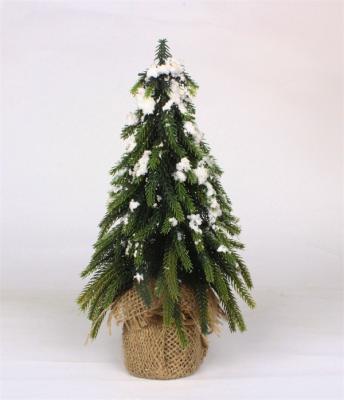 Decorações de Natal com base de madeira de serapilheira